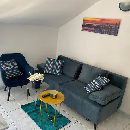 Apartment Ante Blace