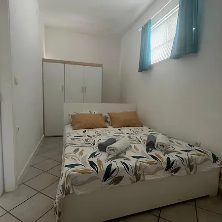 Ante Apartment